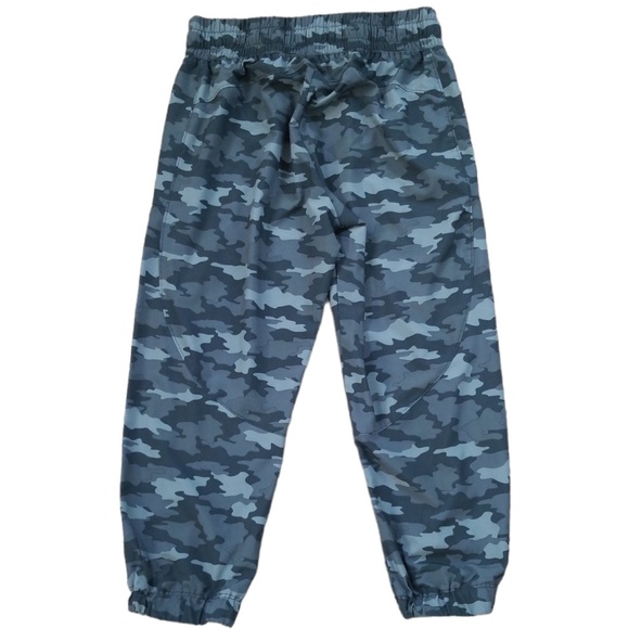 Kyodan Women's Lightweight Camo Capri Jogger Pants Size: Medium - Picture 6 of 9